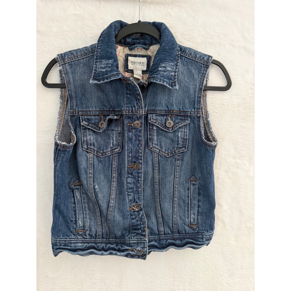 Forever 21 Premium Denim Vest Medium Wash Floral Lining‎ Distressed Blue Small